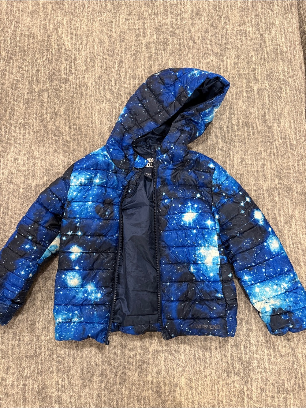 L.L. Bean Kids Galaxy-Print Hooded Puffer Jacket - Blue xxs 2-3 size.